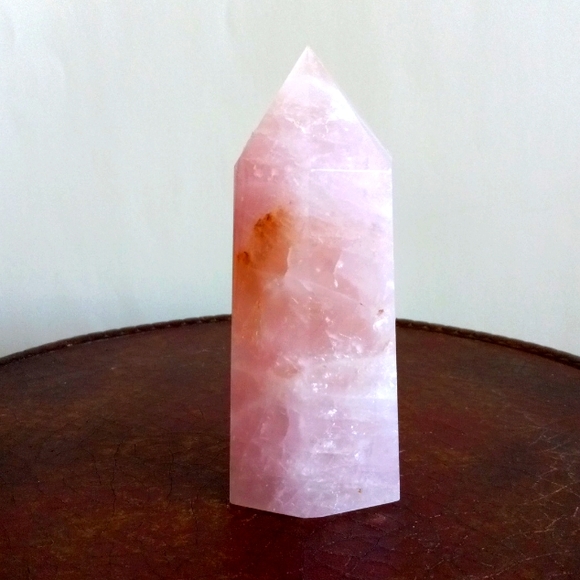 Rose quartz chunky tower. - Picture 4 of 6